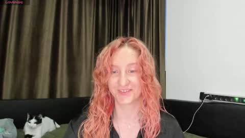 Snapshot of sweethornytanya chatting on 04.27.26 sweethornytanya online show from 04.27.26