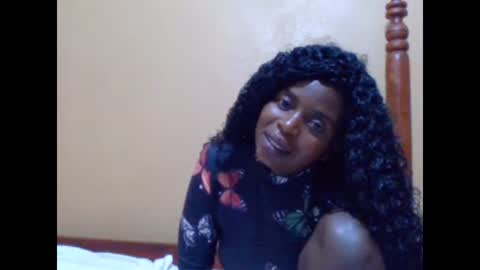 Snapshot of sweetib1 chatting on 01.09.25 sweetib1 online show from 01.09.25