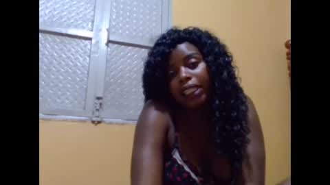 Snapshot of sweetib1 chatting on 01.12.25 sweetib1 online show from 01.12.25