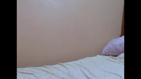 sweetib1 online show from 12.16.25