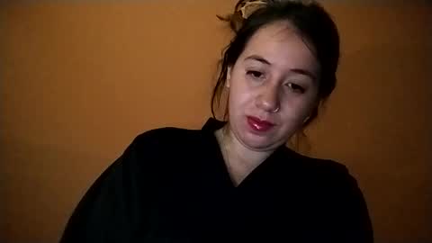 Ana Mara  i cant Make noise My family is here  online show from 04.20.26