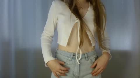 Annie online show from 09.16.25