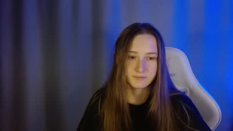 Annie online show from 11.01.25