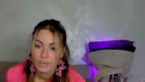 Snapshot of sweetiedarlingxoxox chatting on 10.06.25 Daddy Babby Girl online show from 10.06.25