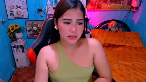 Nicole online show from 02.12.25