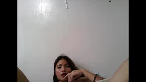 Snapshot of sweetiepiexxxx chatting on 09.18.25 jess online show from 09.18.25