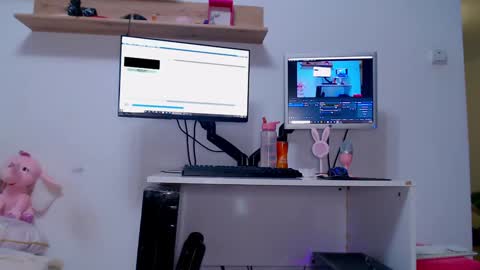 Snapshot of sweetjess022 chatting on 12.13.24 jessica online show from 12.13.24