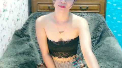 Snapshot of sweetjowa chatting on 11.21.25 jona online show from 11.21.25