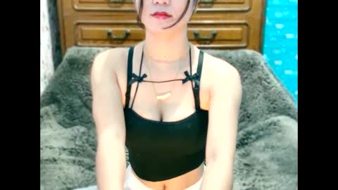 Snapshot of sweetjowa chatting on 11.26.25 jona online show from 11.26.25