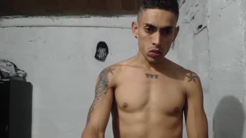 Snapshot of sweetlatinakim chatting on 04.19.26 Camilo online show from 04.19.26