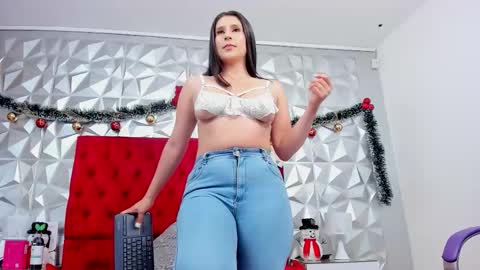 Lauren online show from 11.20.25