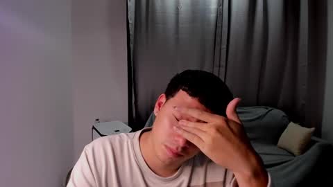 Snapshot of sweetlian_04 chatting on 02.22.25 Lian online show from 02.22.25