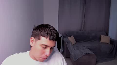 Snapshot of sweetlian_04 chatting on 02.23.25 Lian online show from 02.23.25