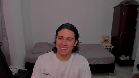 Snapshot of sweetlian_04 chatting on 02.10.26 Lian online show from 02.10.26