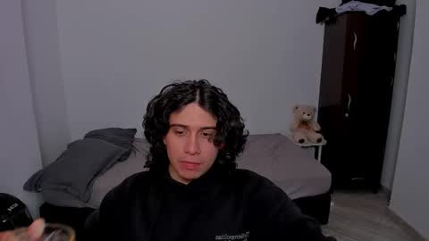 Snapshot of sweetlian_04 chatting on 02.22.26 Lian online show from 02.22.26