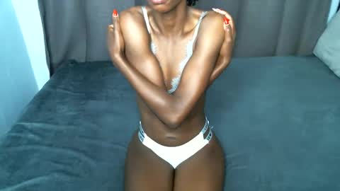 sweetlilly2540 online show from 11.10.25