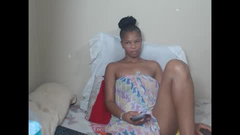 sweetlipss_ online show from 10.11.25