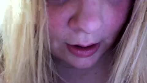 Snapshot of sweetlisa92 chatting on 02.24.25 Lisa online show from 02.24.25