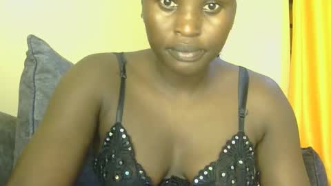 sweetmelonin12 online show from 10.26.25