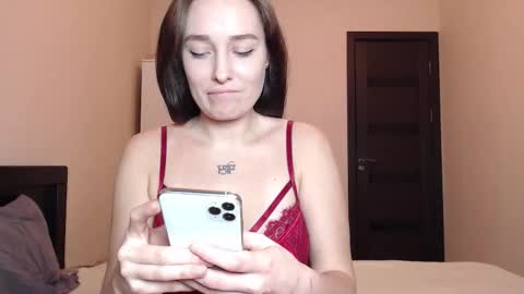 Mia online show from 03.04.26