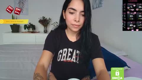 Sweet Mysterious online show from 12.18.25