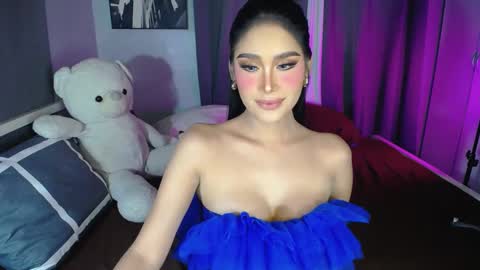 Snapshot of sweetnastygirl chatting on 12.23.24 Queen ARIANA online show from 12.23.24