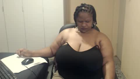 sweetnoziexxx online show from 10.04.25