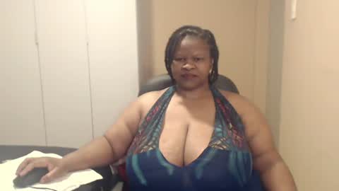 sweetnoziexxx online show from 10.14.25