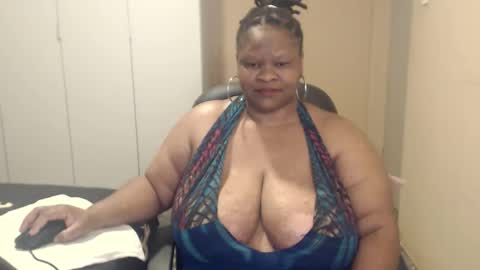 sweetnoziexxx online show from 10.29.25