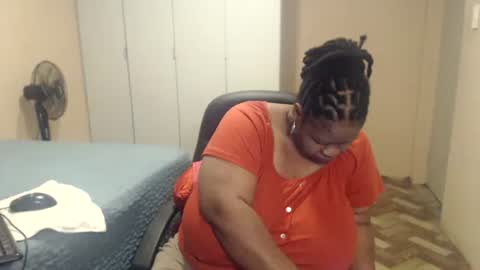 Snapshot of sweetnoziexxx chatting on 05.15.26 sweetnoziexxx online show from 05.15.26