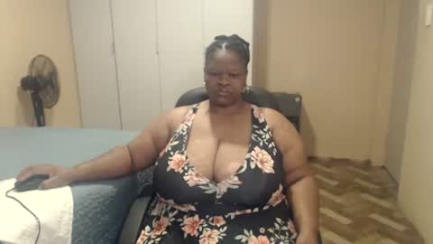 Snapshot of sweetnoziexxx chatting on 05.17.26 sweetnoziexxx online show from 05.17.26