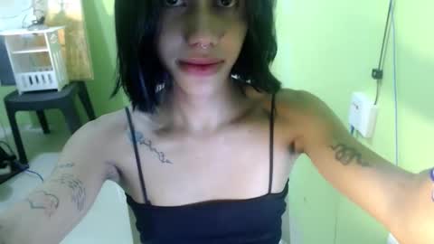 Snapshot of sweetnspisy69 chatting on 10.29.25 Erica   online show from 10.29.25