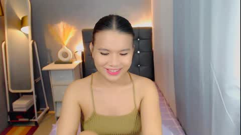 Snapshot of sweetnwildts chatting on 04.29.26 Ghena online show from 04.29.26