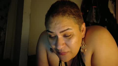 Snapshot of sweetp3ach29 chatting on 02.02.25 sweetp3ach29 online show from 02.02.25