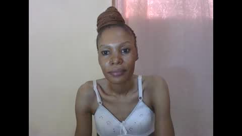 ESTHER online show from 04.07.26