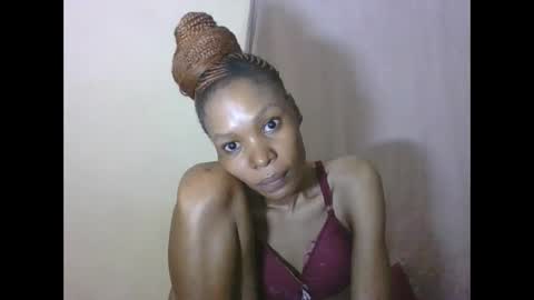 ESTHER online show from 04.12.26