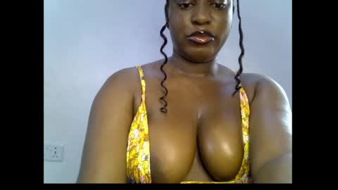 Snapshot of sweetpetitgirl chatting on 04.22.26 LILY BRANDY online show from 04.22.26