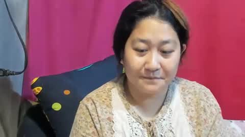 Snapshot of sweetpilipina88 chatting on 02.17.25 MIA online show from 02.17.25