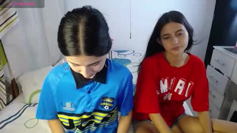Snapshot of sweetpink1_ chatting on 09.27.25 Caro  Lily online show from 09.27.25