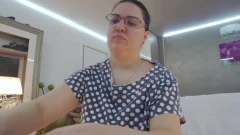 Snapshot of sweetraisa chatting on 04.29.26 SweetRaisa online show from 04.29.26