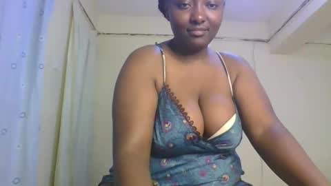 Snapshot of sweetrose2049 chatting on 05.31.26 Rose Watetu online show from 05.31.26