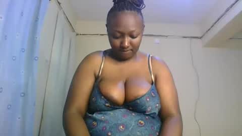 Snapshot of sweetrose2049 chatting on 06.01.26 Rose Watetu online show from 06.01.26