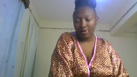 Snapshot of sweetrose2049 chatting on 06.03.26 Rose Watetu online show from 06.03.26