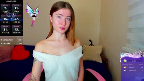 Snapshot of sweets_alma chatting on 12.19.24 sweets_alma online show from 12.19.24