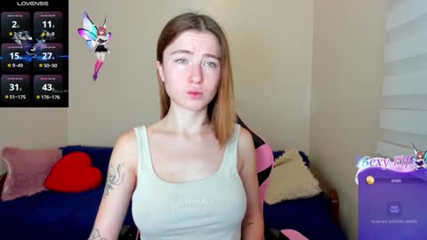 Snapshot of sweets_alma chatting on 12.23.24 sweets_alma online show from 12.23.24