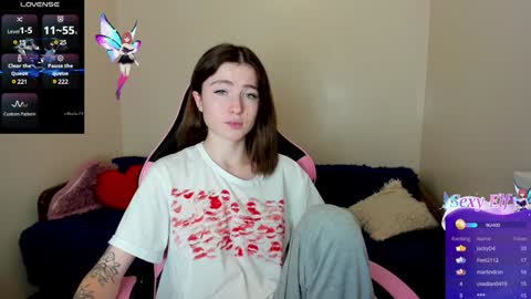 Snapshot of sweets_alma chatting on 01.06.25 sweets_alma online show from 01.06.25