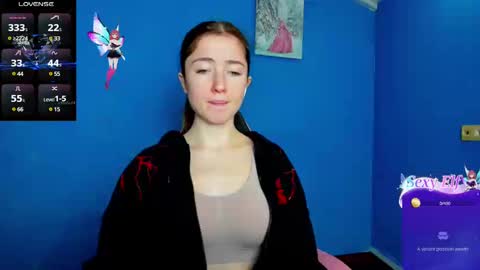 Snapshot of sweets_alma chatting on 02.22.25 sweets_alma online show from 02.22.25