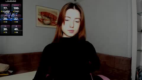 Snapshot of sweets_alma chatting on 10.15.25 sweets_alma online show from 10.15.25