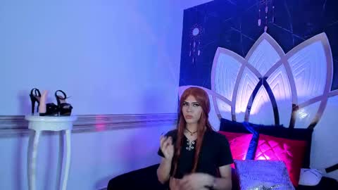 Snapshot of sweets_anie chatting on 09.12.25 sweets_anie online show from 09.12.25
