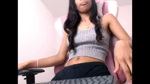 sweetscaarlett online show from 04.10.26